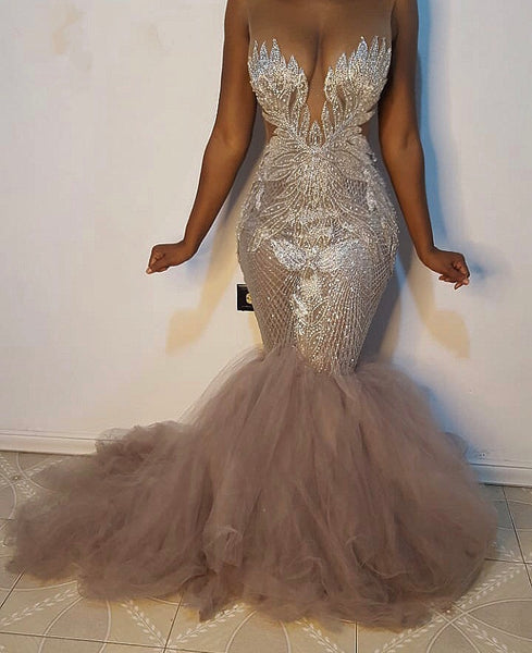Saffire crystal dress with tulle or extended feather train